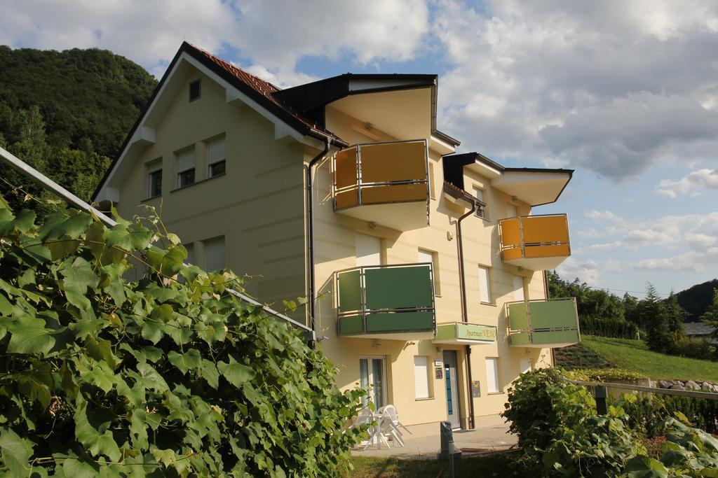 Apartments Veno Laško Екстериор снимка