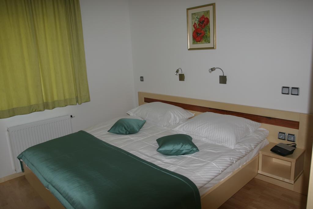 Apartments Veno Laško Екстериор снимка